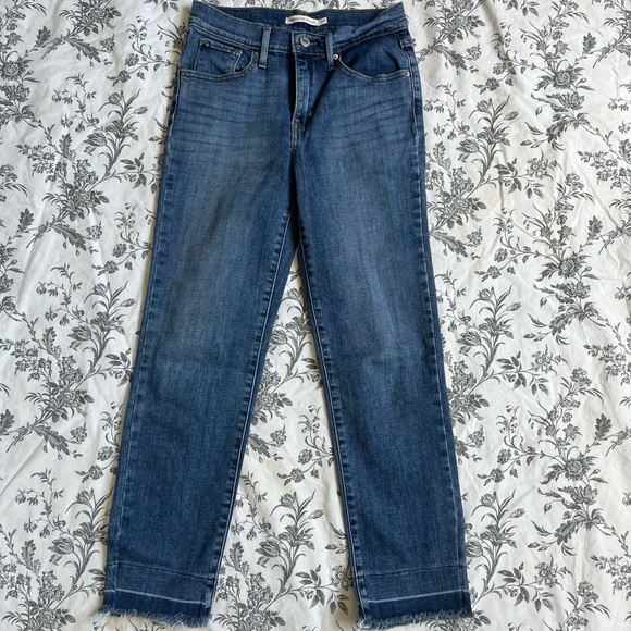 Levi’s 724 High Rise Straight Jeans - Picture 1 of 5